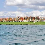 Sea View Luxury 1-bd Marina Cape Apartament *