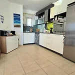 Apartament Sea View Luxury 1-bd Marina Cape Aheloy