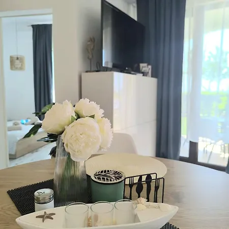 Sea View Luxury 1-bd Marina Cape أهيلوي