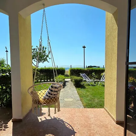 Sea View Luxury 1-bd Marina Cape شقة