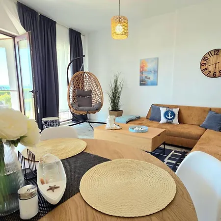 Sea View Luxury 1-bd Marina Cape شقة أهيلوي