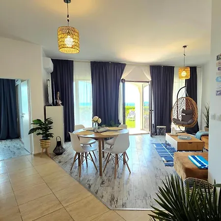 Sea View Luxury 1-bd Marina Cape شقة