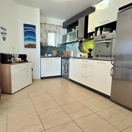 شقة Sea View Luxury 1-bd Marina Cape أهيلوي