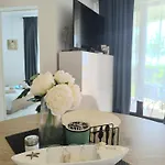 Sea View Luxury 1-bd Marina Cape Aheloy