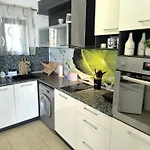 Διαμέρισμα Sea View Luxury 1-bd Marina Cape