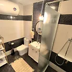 アパート Sea View Luxury 1-bd Marina Cape アヘロイ