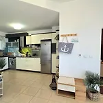Sea View Luxury 1-bd Marina Cape Aheloy