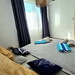 Sea View Luxury 1-bd Marina Cape アパート アヘロイ
