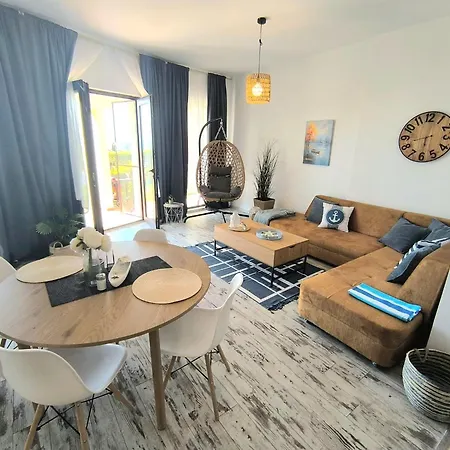 Sea View Luxury 1-bd Marina Cape
